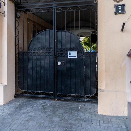 Хостел Friends House Odessa Luaran gambar