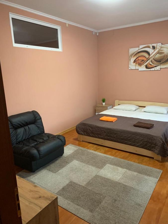 Хостел Friends House Odessa Luaran gambar