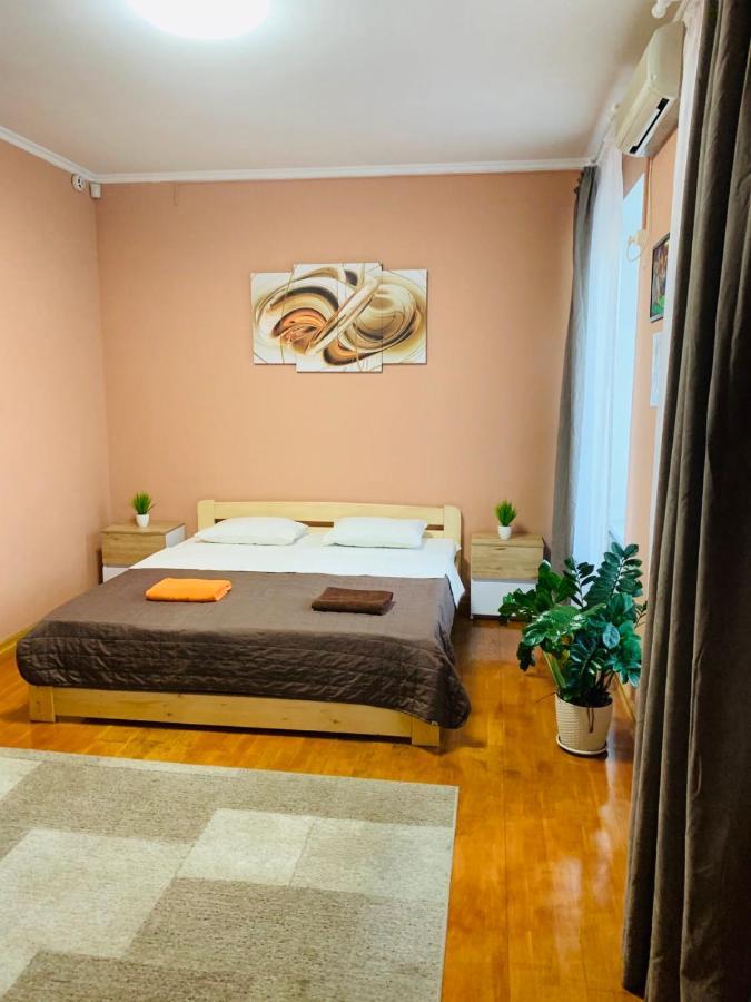 Хостел Friends House Odessa Luaran gambar