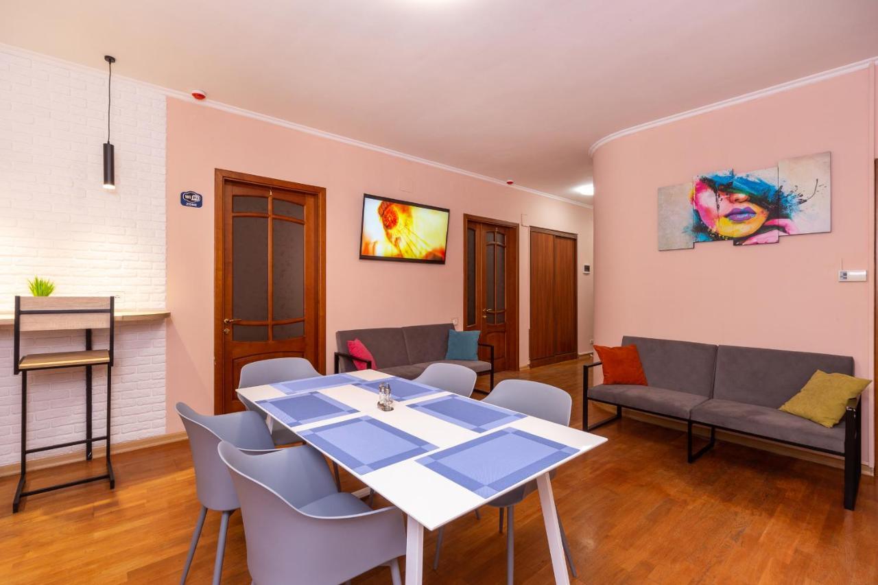 Хостел Friends House Odessa Luaran gambar